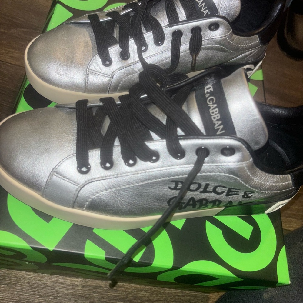 Dolce & Gabbana Men's Metallic Silver Sneakers